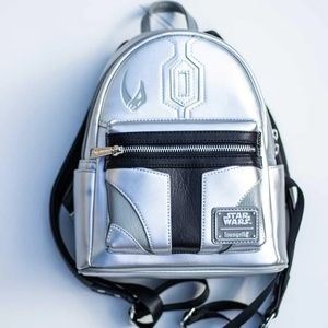 NWT LOUNGEFLY STAR WARS THE MANDALORIAN COSPLAY MINI BACKPACK (LIMITED EDITION)
